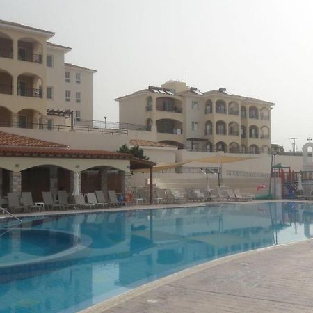 Cozy 2 Bedrooms Apartment In Complex With Swimming Pools And Beautiful View Paphos Exterior foto